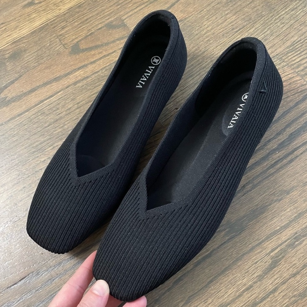 VIVAIA Square-Toe V-Cut Flats (Margot 2.0)